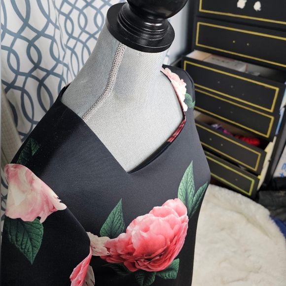 Ted Baker inspired dress - Picture 2 of 4